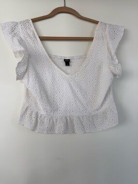 White Eyelet Ruffle Sleeve Crop Top